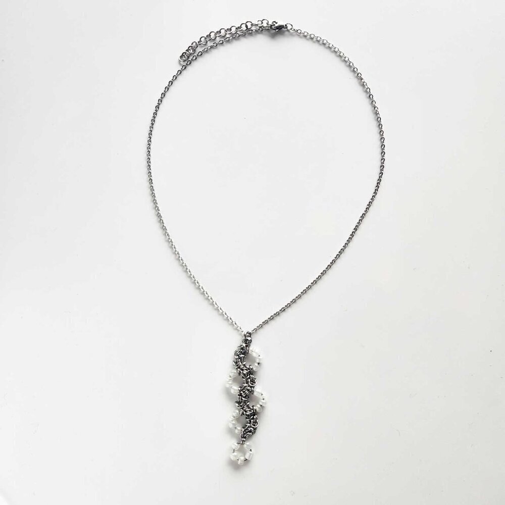Unique white pearl and silver snake necklace with a small silver chain - Picture 5 of 11